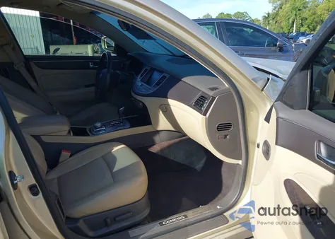 2011 Hyundai Genesis 4.6 from USA, damaged, VIN KMHGC4DF5BU139690